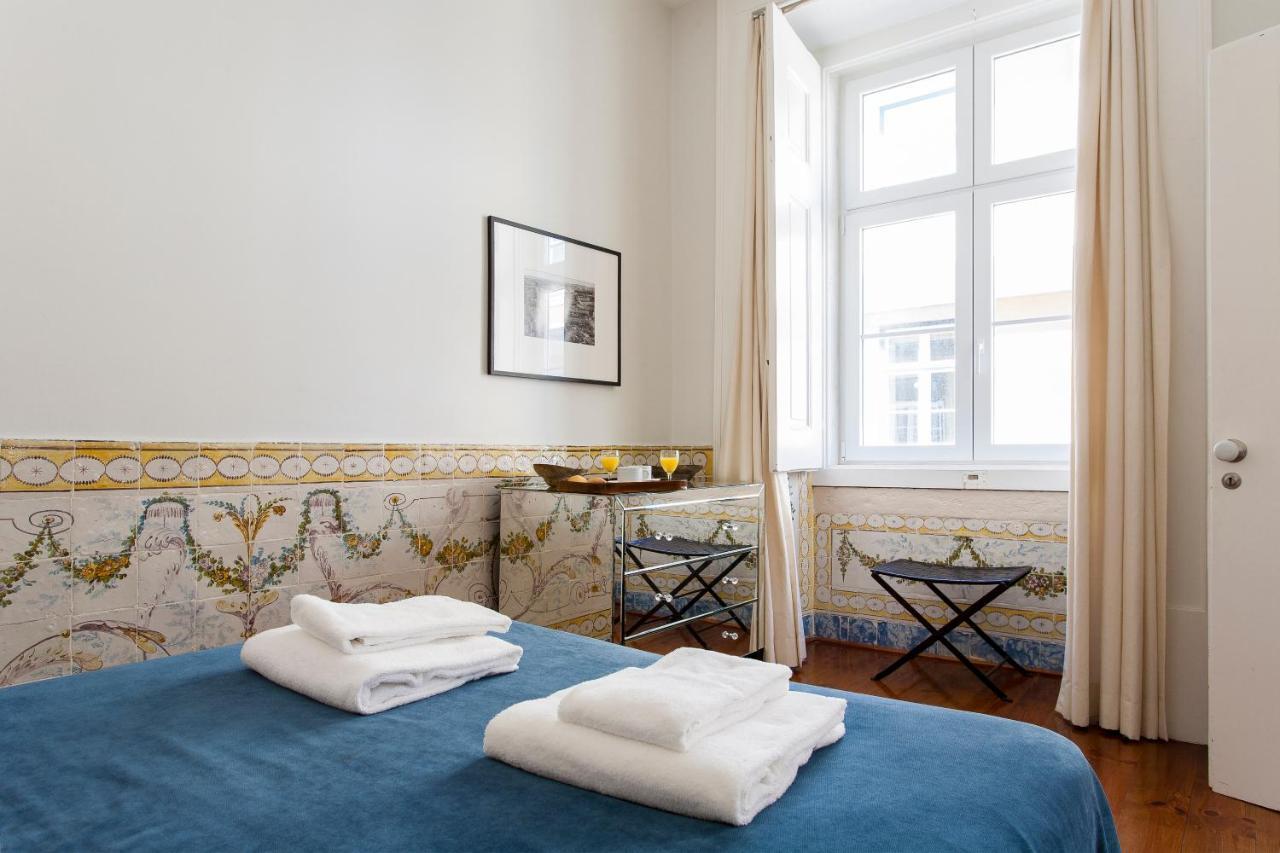 Correeiros Downtown Duplex & Deluxe Apartment Лісабон Екстер'єр фото